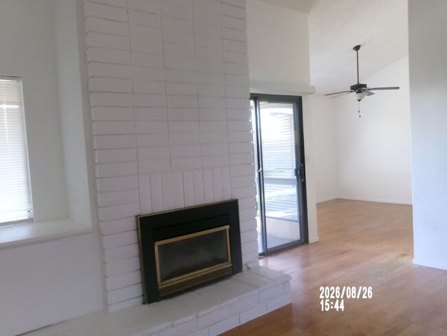 Photo - 1000 Olive Dr