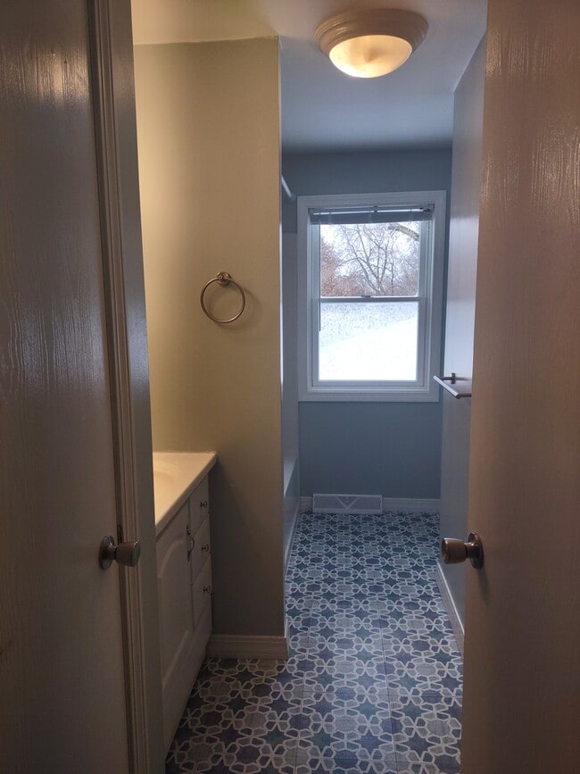 Photo - 81 Fairmont Pl