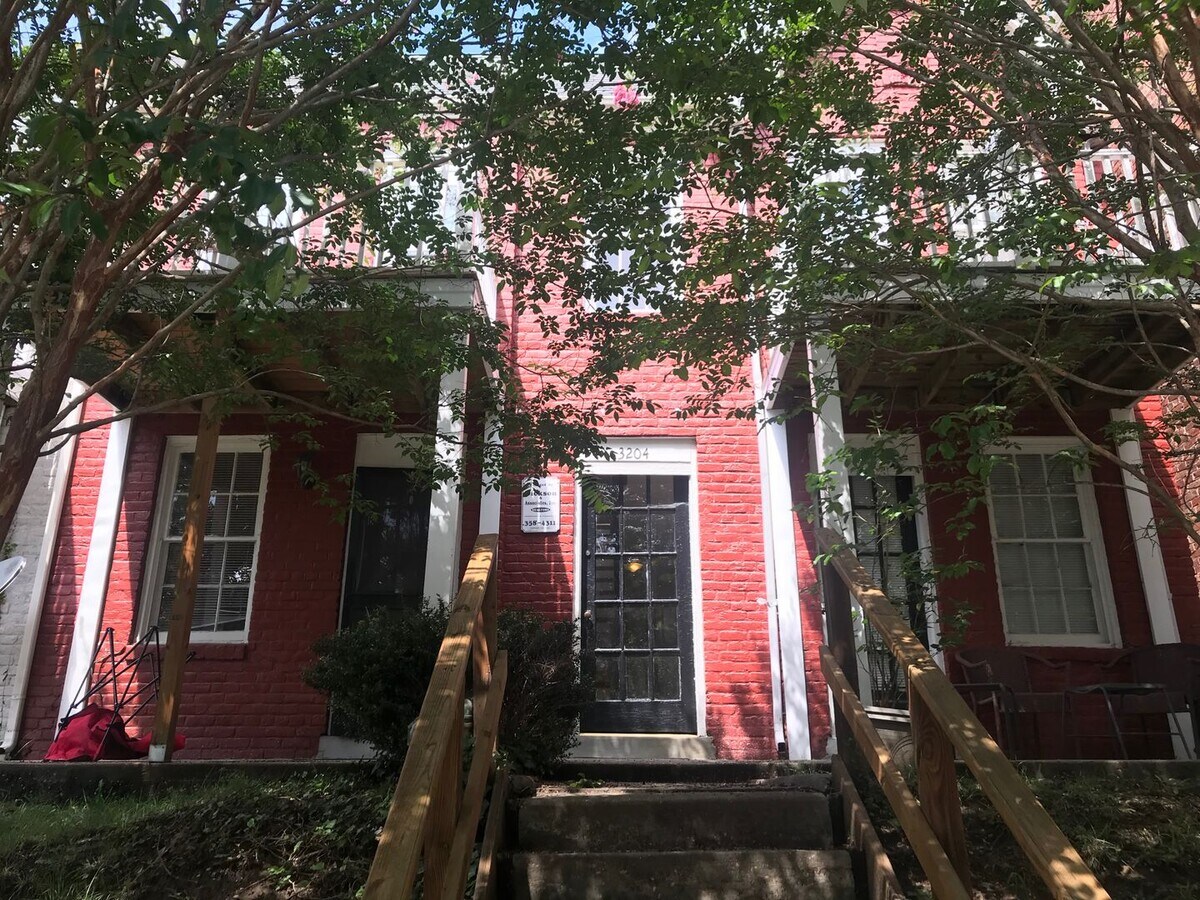 Photo - 3204 Hanover Ave Unidad #4