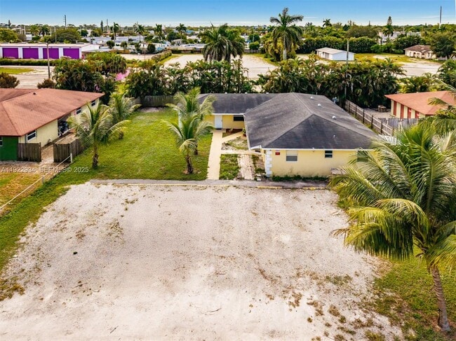 Photo - 4610 Hairland Dr Unit 4614