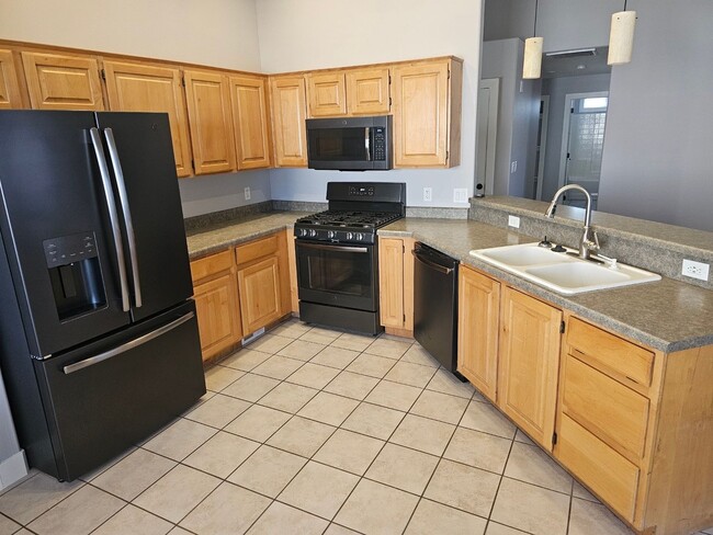 Photo - 3 bed 2 bath single level Home, Pet friendly