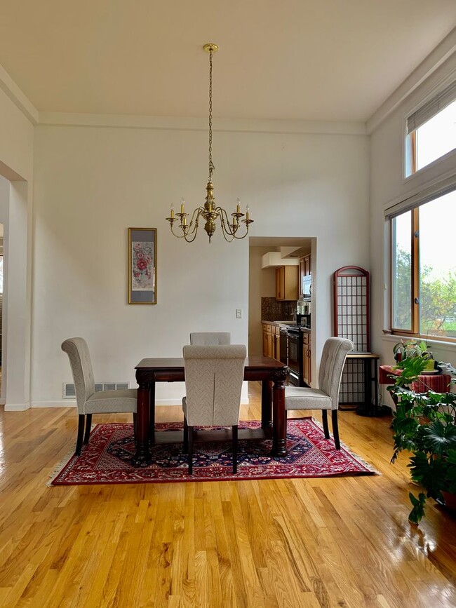 Photo - Gorgeous Gunbarrel Home on Cul-de-Sac!