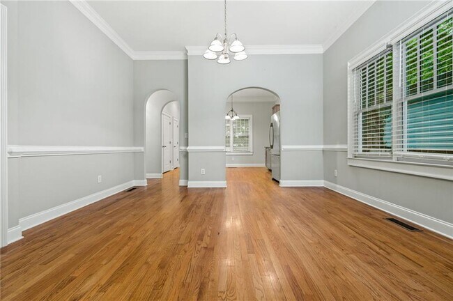 Photo - 444 Florida Ave SE