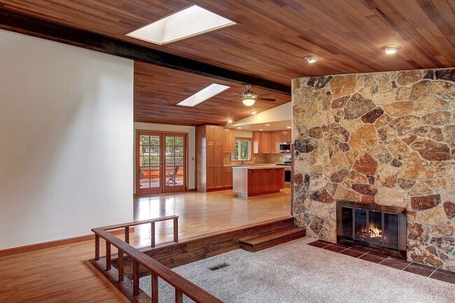 Photo - 4411 169th St SE