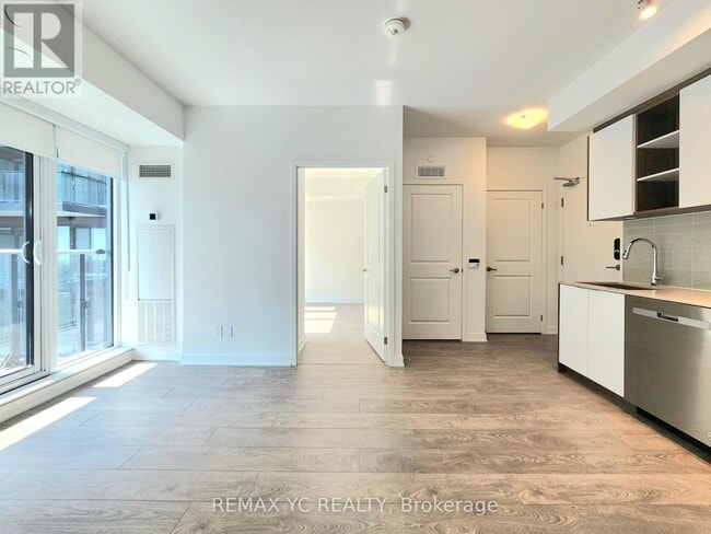 Photo - 543 Richmond St W Unit 1212