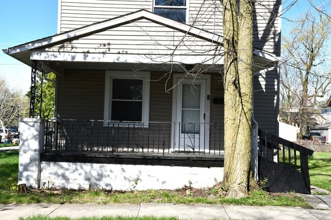 Photo - NEW LISTING!! 3 Bedroom House