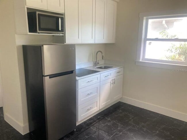 Photo - 3400 Ithaca St N