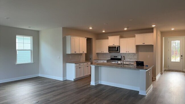 Photo - 1820 Hardwood Ct