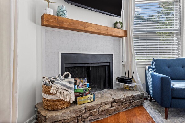 Photo - 1124 Turkey Foot Rd Unidad B