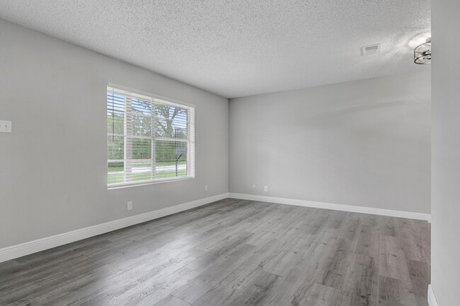 Photo - McFaddin North Apartments