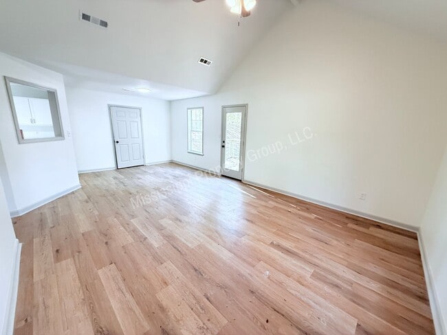 Photo - 3BR/2BA For Rent Unit 8 CR 1069