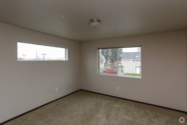 2BR, 2BA - 1,105 SF