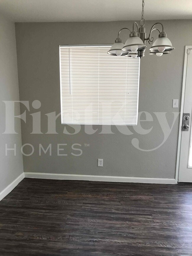 Photo - 5904 Jerry Dr