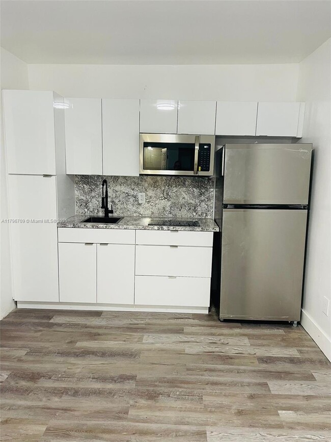 Photo - 16050 NE 3rd Ave Apartamento Unidad 0