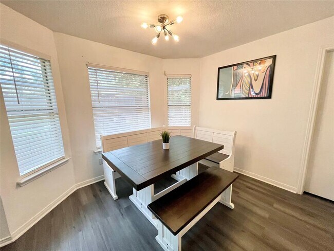 Photo - 1225 Hughmont Dr