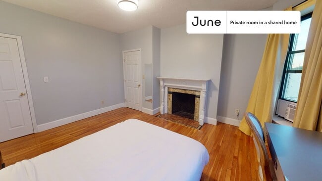 Photo - Room in Shared 4 bed/2 bath home Unidad C