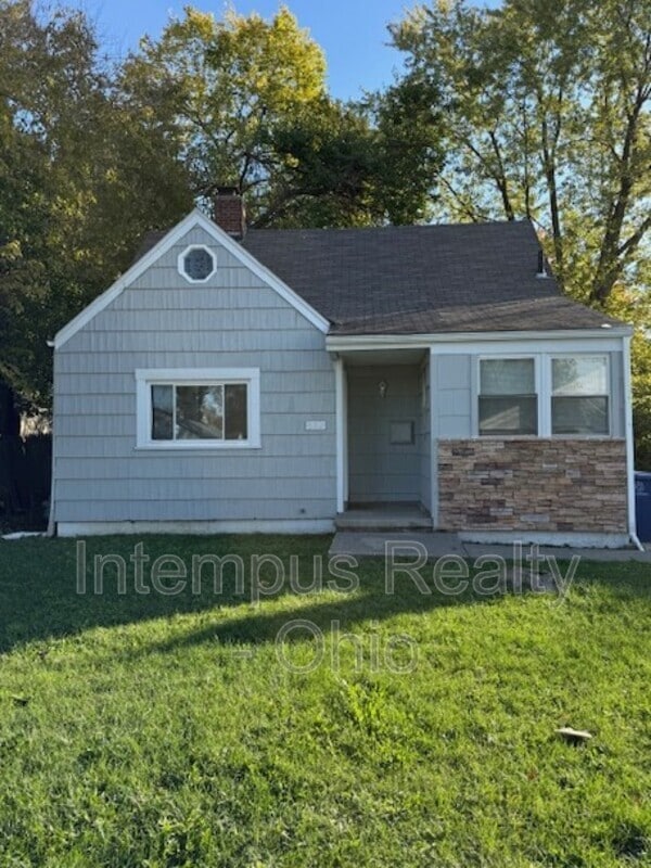 Photo - 692 S Wheatland Ave