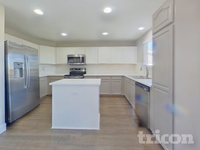 Photo - 6765 Lionshead Pkwy