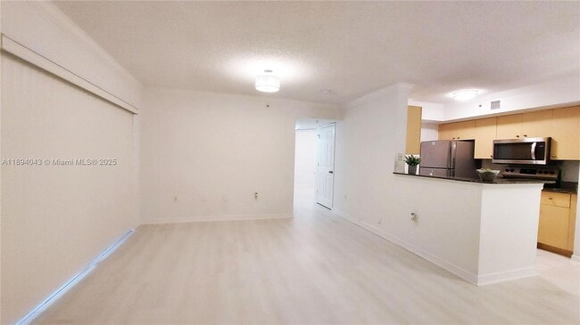 Photo - 2457 Centergate Dr Unidad 108