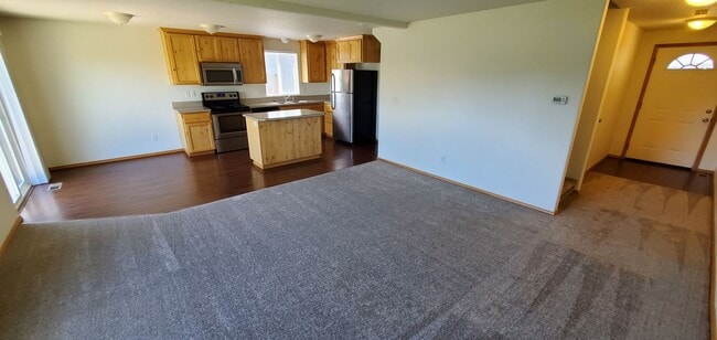 2538 Char Circle Northwest