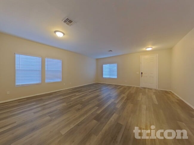 Photo - 2840 W Mineral Butte Dr