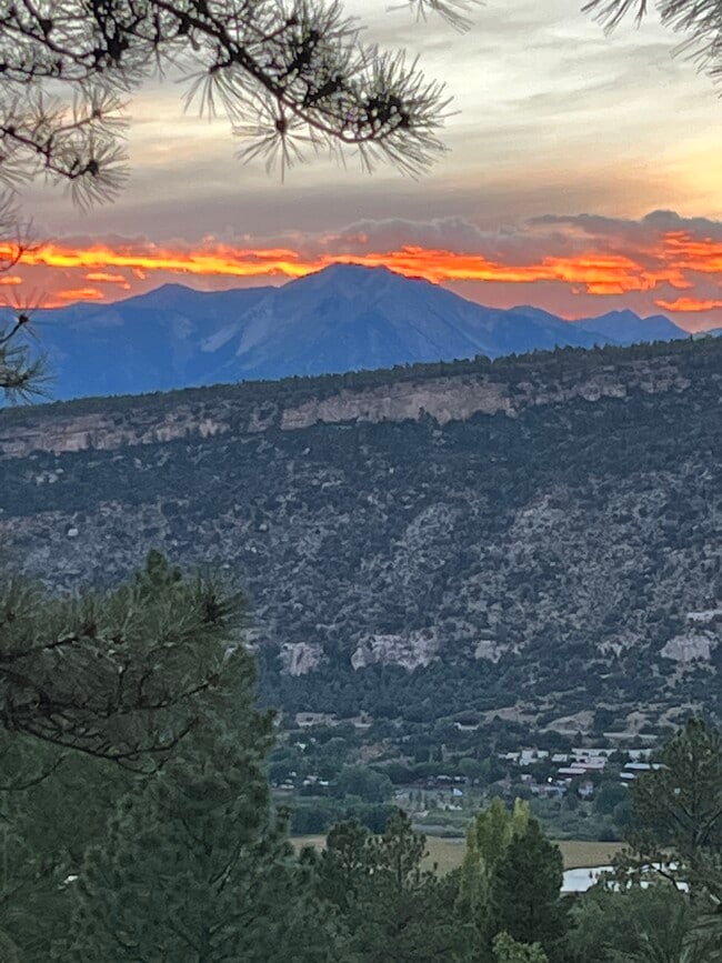 Photo - 457 Highland Hill Dr