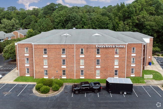 Photo - The Inn and Suite Apartments