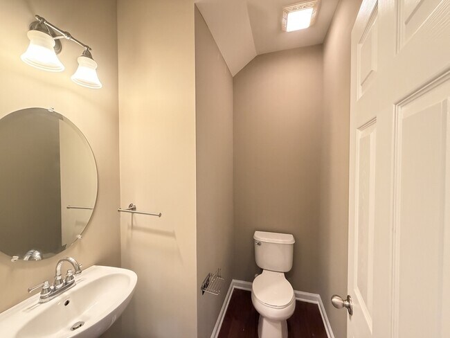Photo - 3329 Fernview Dr