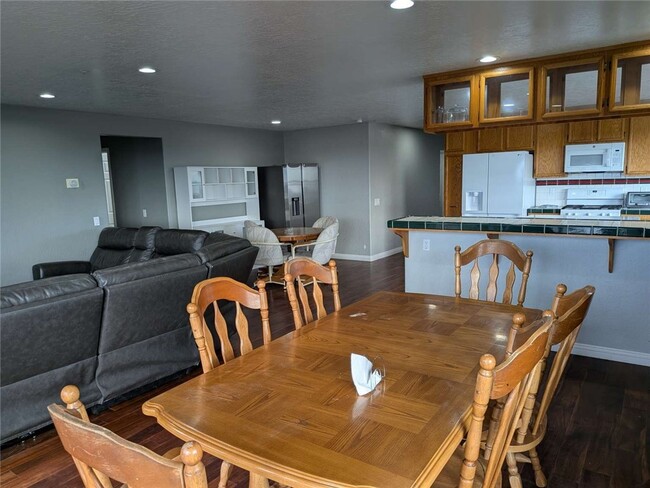 2362 Highview Ln