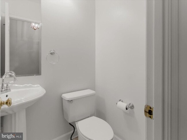 Photo - 4424 Westover Pl NW