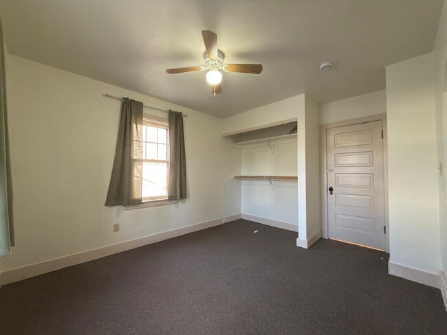 Photo - 320 E Indiana Ave Unit B