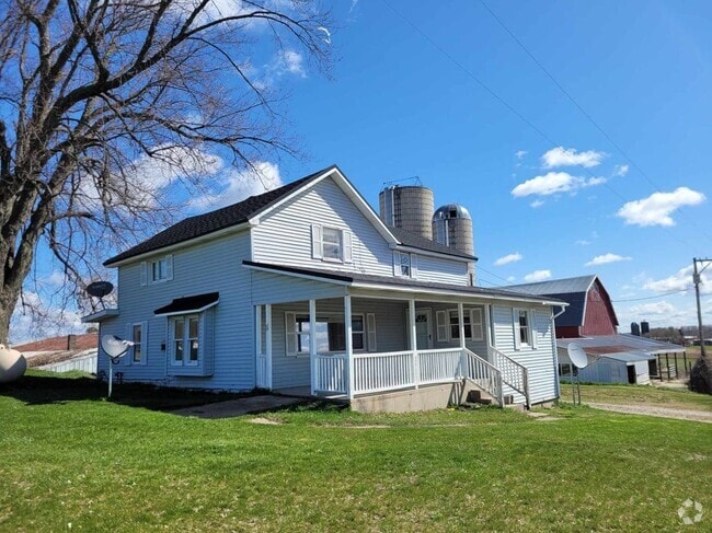 Building Photo - 10396 22 Mile Rd Rental