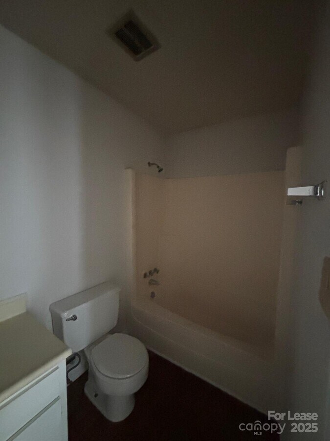 Photo - 2026 Harvest Ln Unit 85