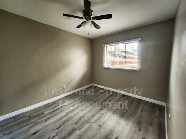 Photo - 7380 Colony Rd