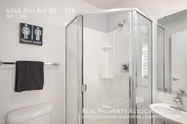 Photo - 4046 8th Ave NE Unit 318