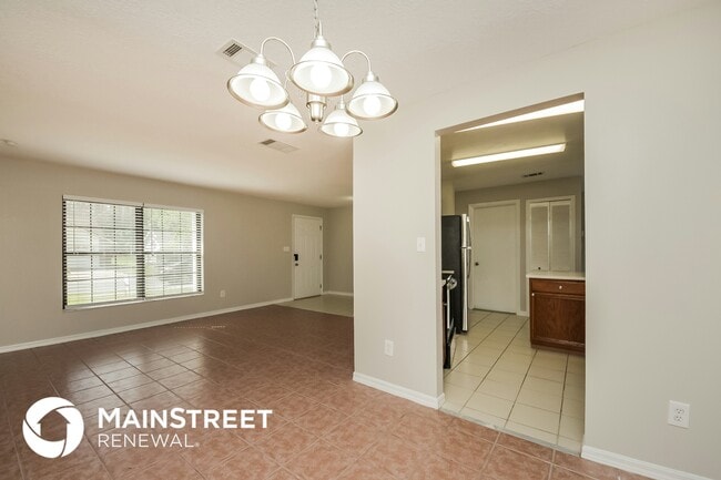 Photo - 313 Silk Oak Dr