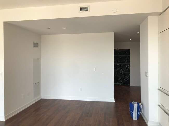 Photo - 117 Mcmahon Dr Unit 3111