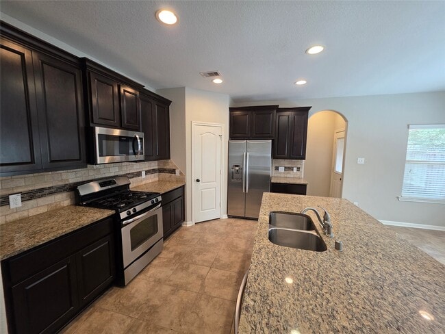 Photo - 114 N Heritage Mill Cir