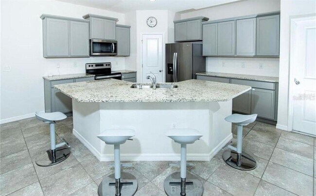 Photo - 7916 Stonebrook Cir