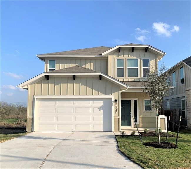Building Photo - 10301 Sentinel Dr Rental