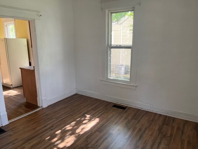 Photo - 2 Bedroom 2 bathroom in Alton