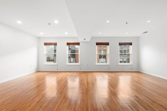 Photo - 88 Monroe St Unidad 3