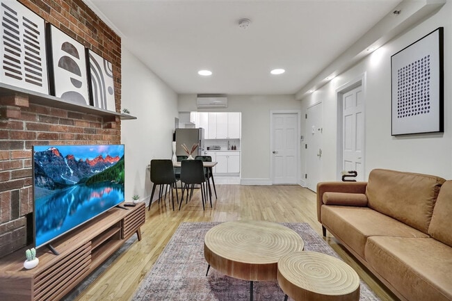 Building Photo - 179 E 102nd St Unit SI ID1473163P