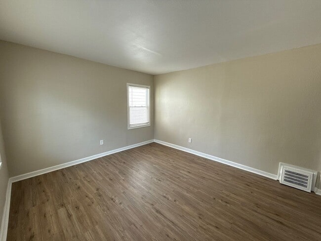 Photo - Freshly Renovated Single Family Home In De...