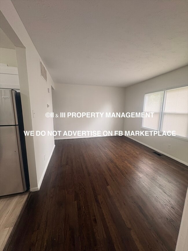 Photo - 731 W 25th St