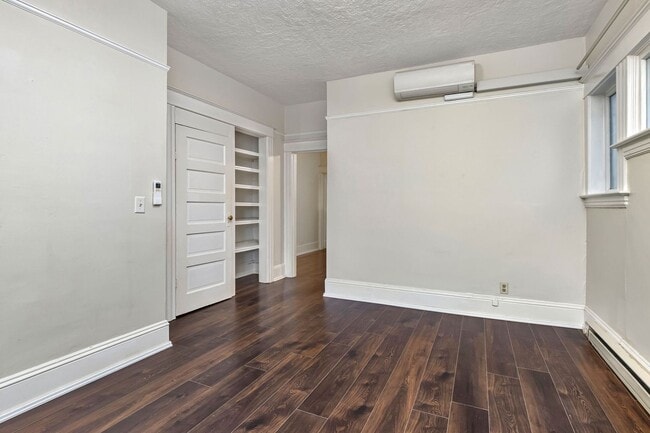 Photo - Vintage Charm Meets Modern Comfort in NW Portland Unit No. 1