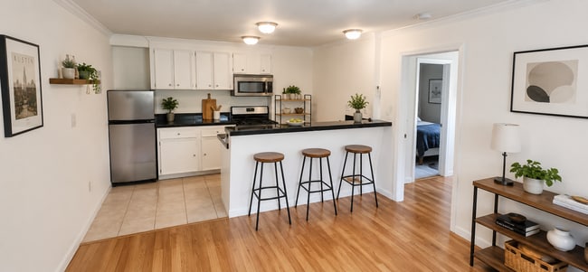 Photo - Contemporary 1 Bed 1 Bath Unit near UT! Unit 25