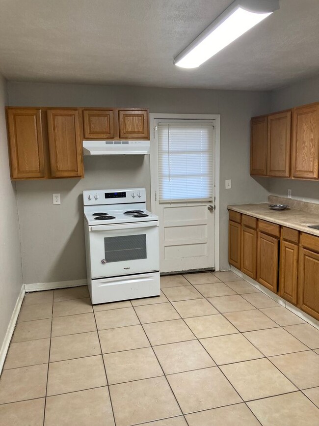 Photo - TWO BEDROOM, ONE BATH HOME