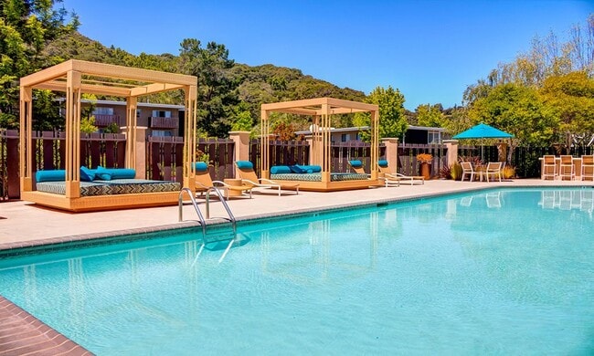 Sofi Belmont Hills