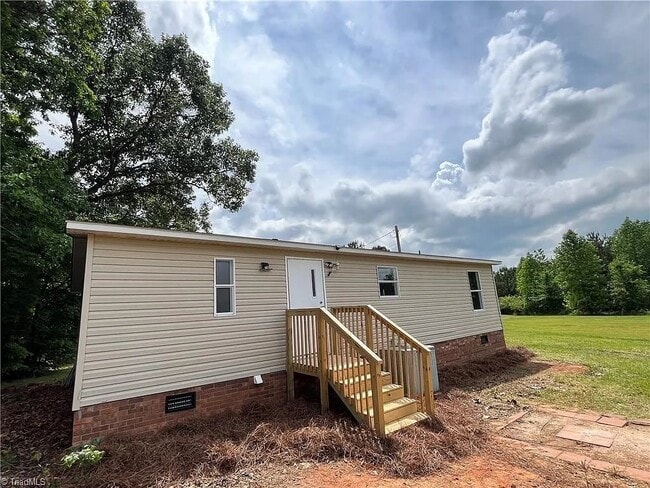 Photo - 1044 Abner Rd
